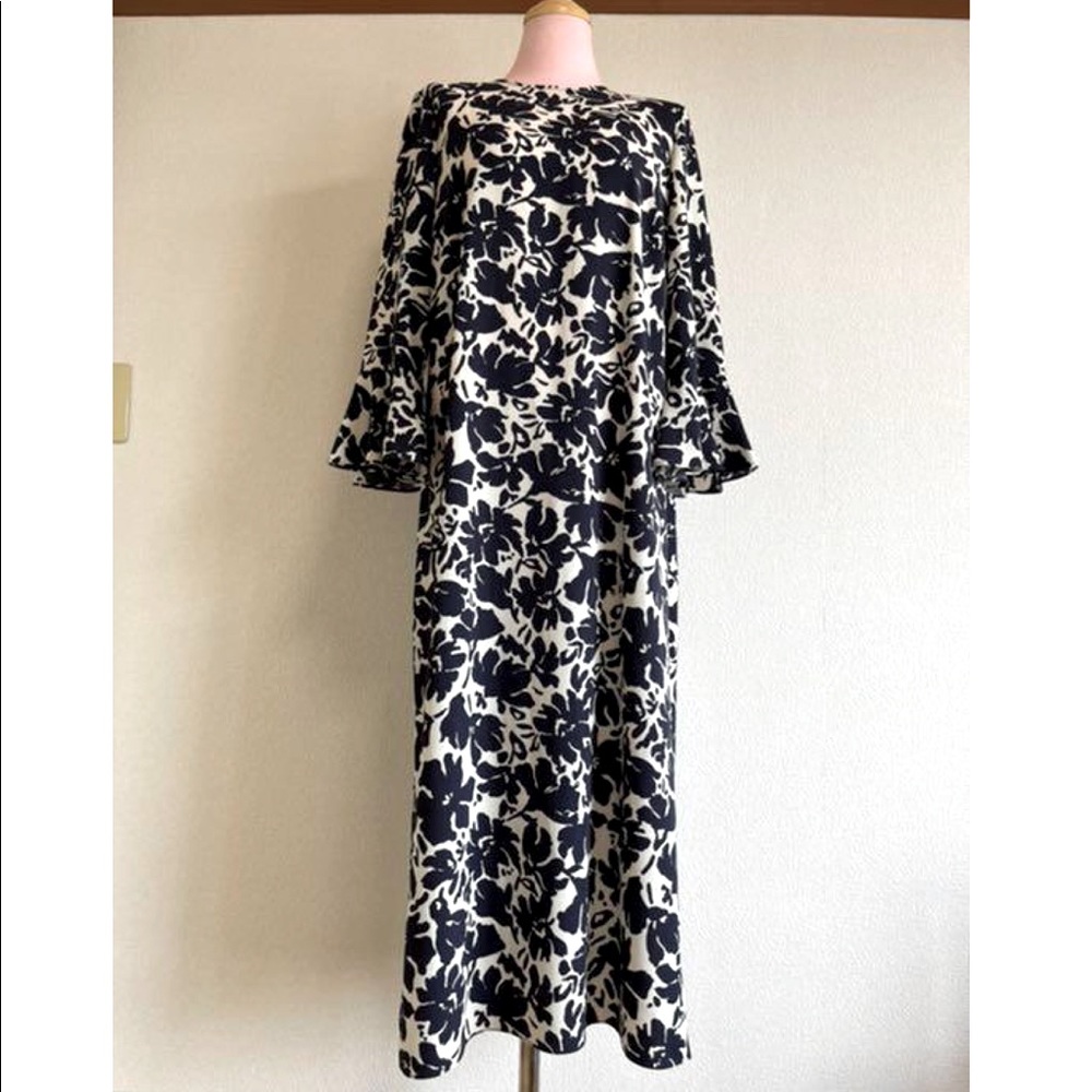 ZARA Navy White floral maxi dress size S